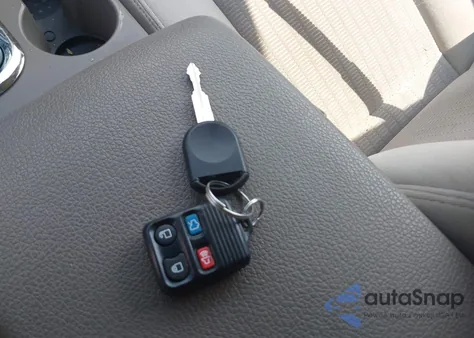 2007 Ford Explorer Xlt из США, поврежденный, VIN 1FMEU73E27UB81482